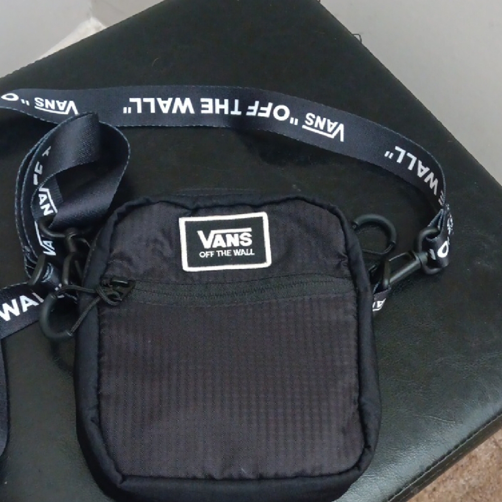 Vans Black Belt Bag Durable Nylon Design